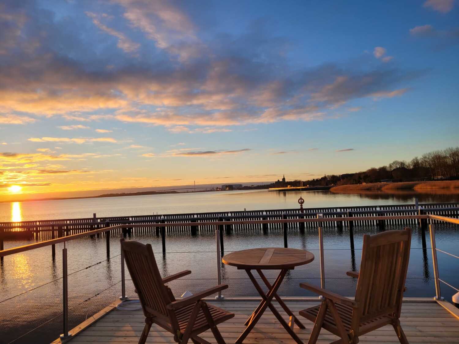 Gemütliches Hausboot Liliput an der Ostsee