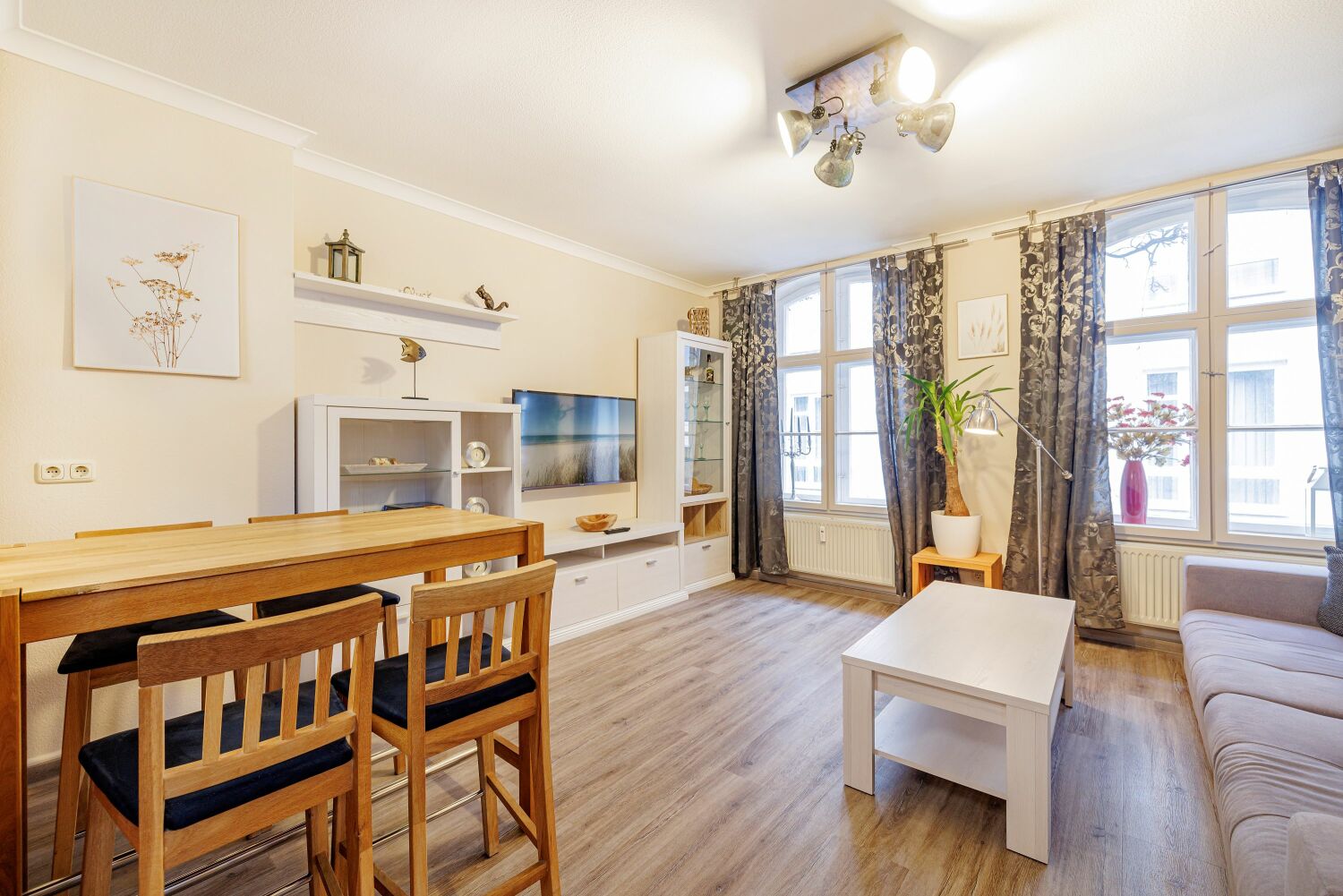 FEWO Nr. 2 FERIENAPPARTEMENTS STRALSUND
